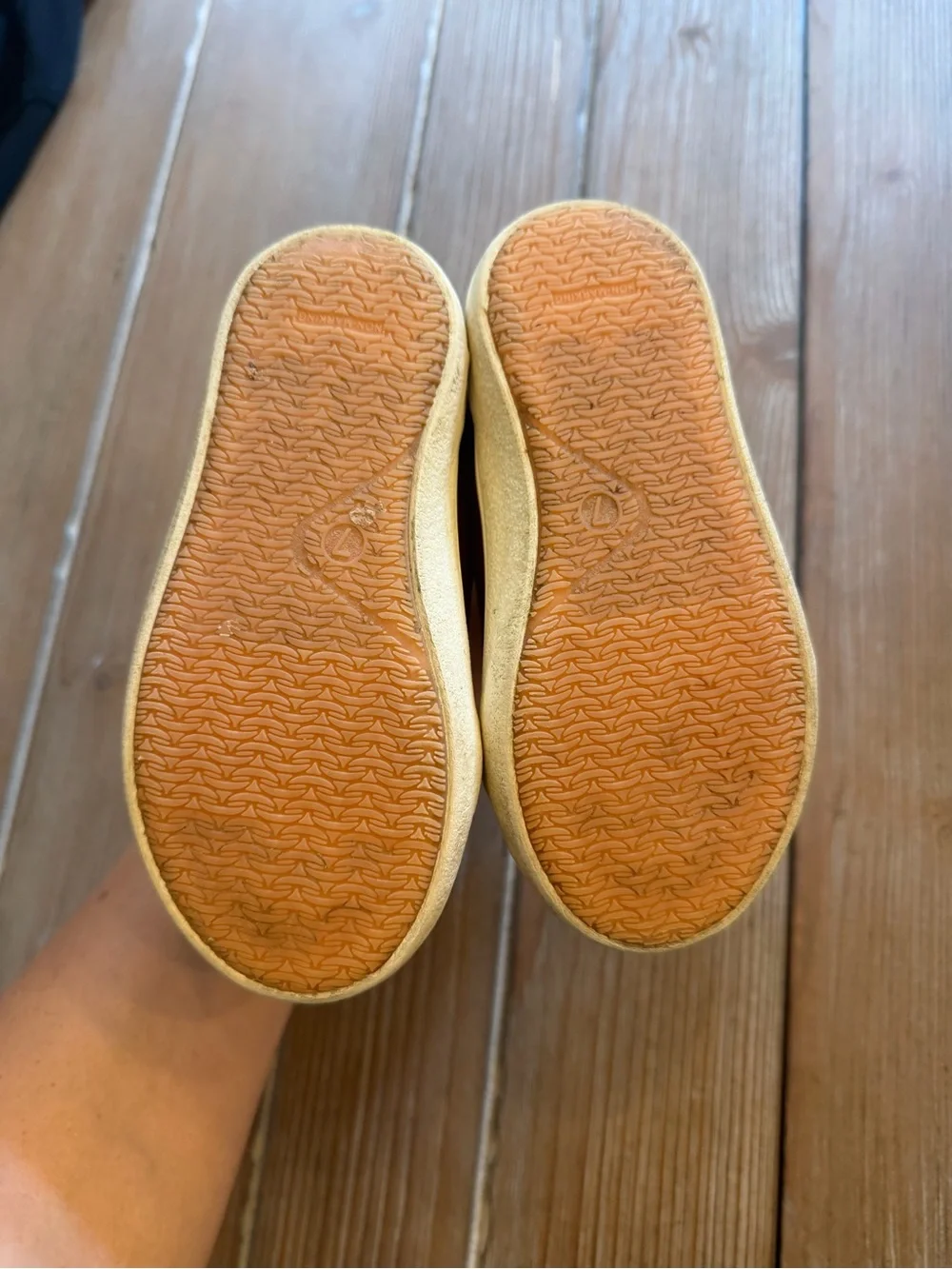 Cat & Jack Brown Velcro Toddler Sneakers